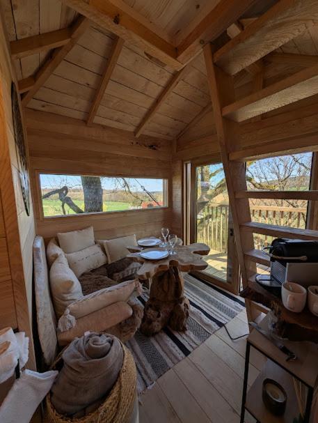 Penzion La Ferme De Basseilles Mozet Exteriér fotografie